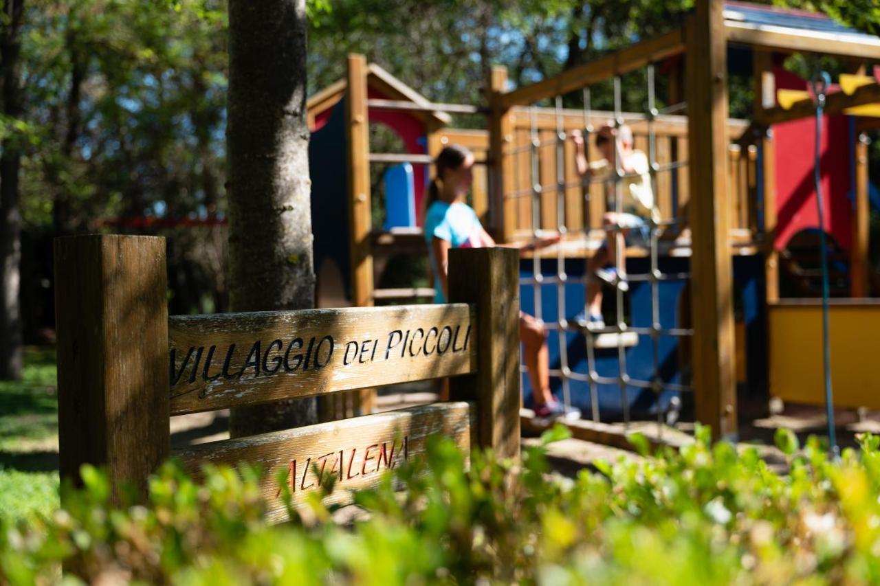 Green Village Eco Resort Линяно Сабиадоро Екстериор снимка