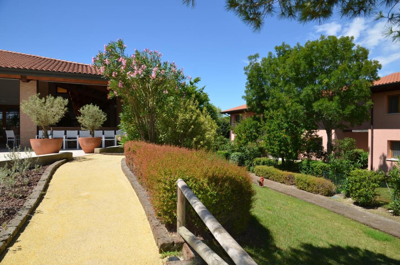 Green Village Eco Resort Линяно Сабиадоро Екстериор снимка