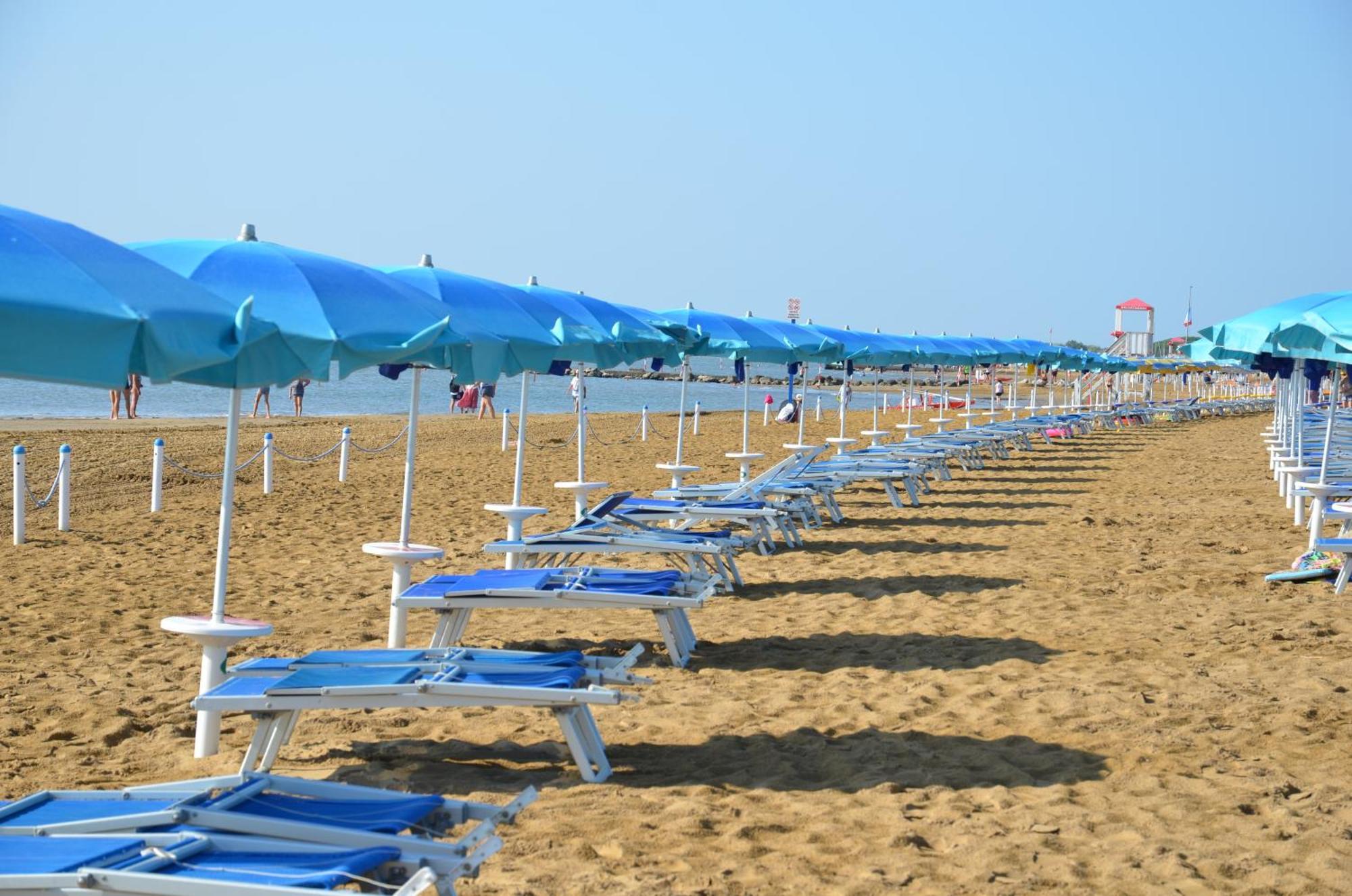 Green Village Eco Resort Линяно Сабиадоро Екстериор снимка